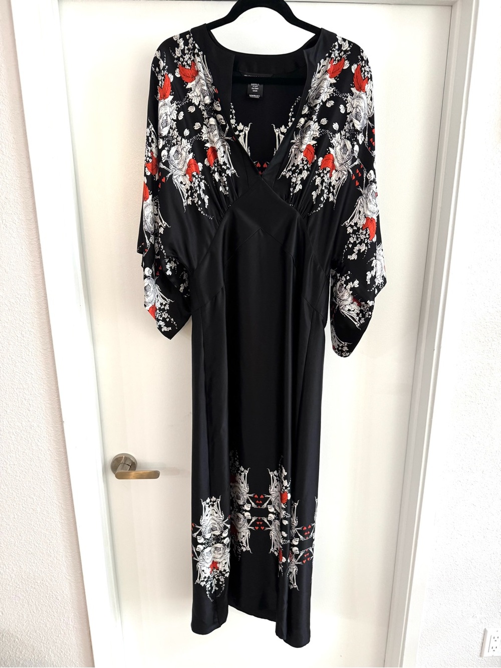 Thomas Wylde Black Kimono Maxi Dress with Red and White Floral Print 100%